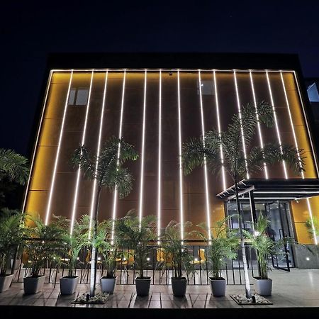 Fabhotel Oasis Yellow Courtyard Bhopal Exterior foto